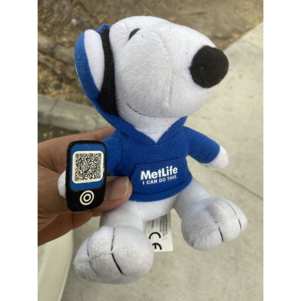 Met Life Snoopy "I CAN DO THIS" Plush w/ Blue Headphones Discontinued/Retired